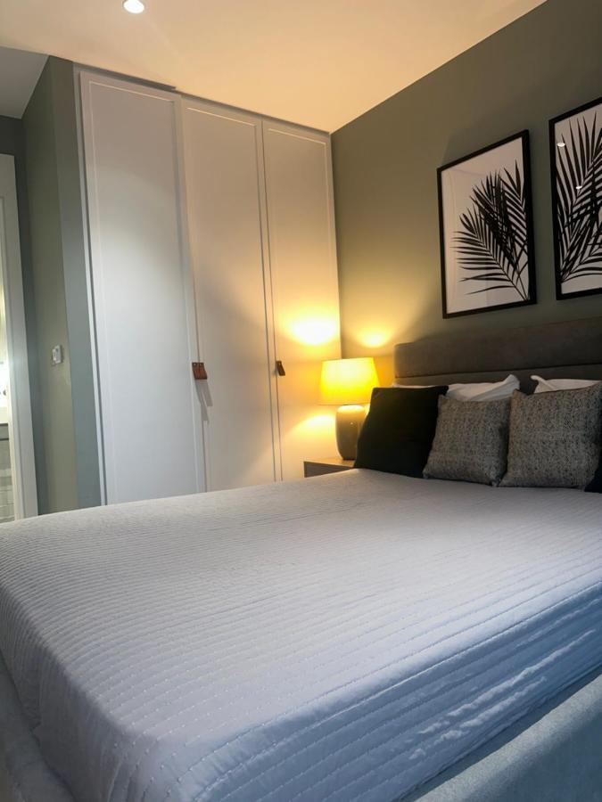 לונדון Godson Luxury One Bed Apartment מראה חיצוני תמונה
