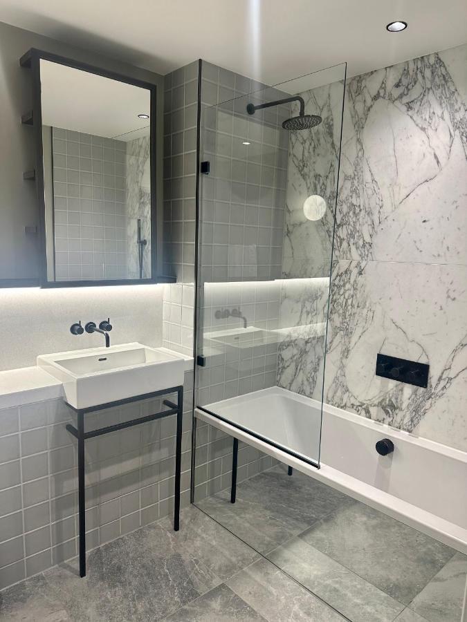 לונדון Godson Luxury One Bed Apartment מראה חיצוני תמונה
